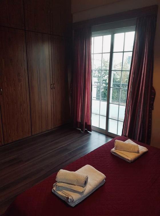 Kika Court 2 Apartment Паралимни Екстериор снимка